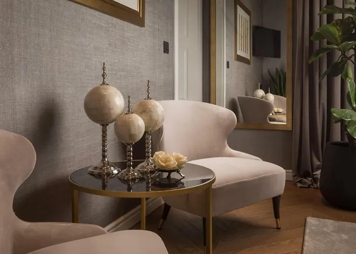 לינה וארוחת בוקר Five Elements Luxury ספליט