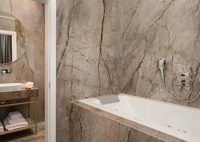 Five Elements Luxury 4*