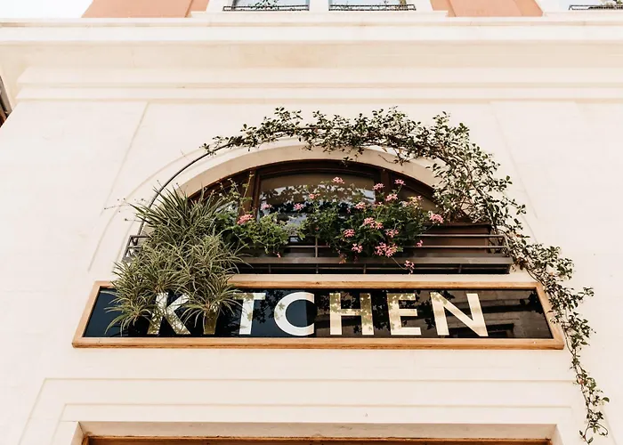 Five Elements Luxury Bed and Breakfast 4*